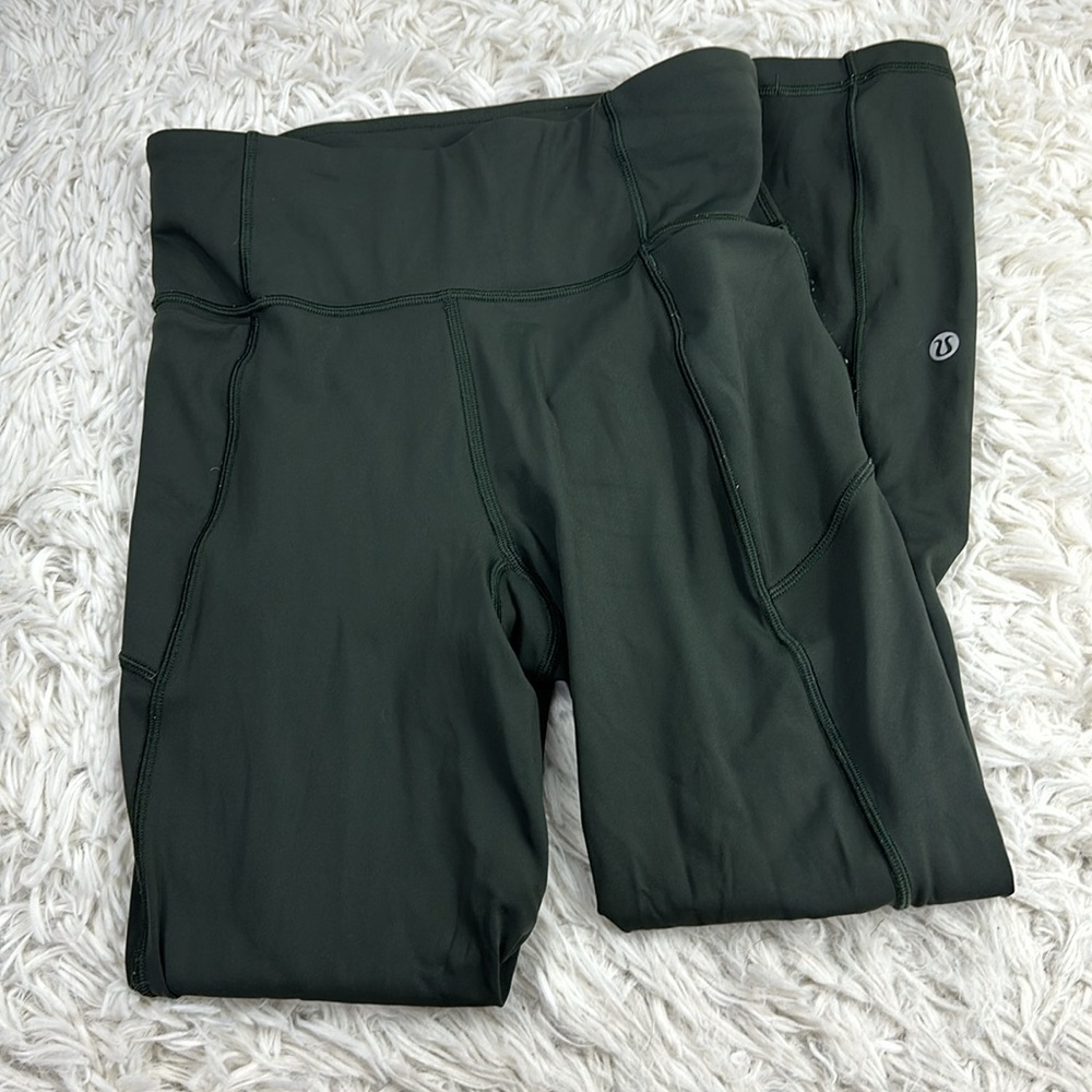Lululemon Final Lap Crop *23" Evergreen